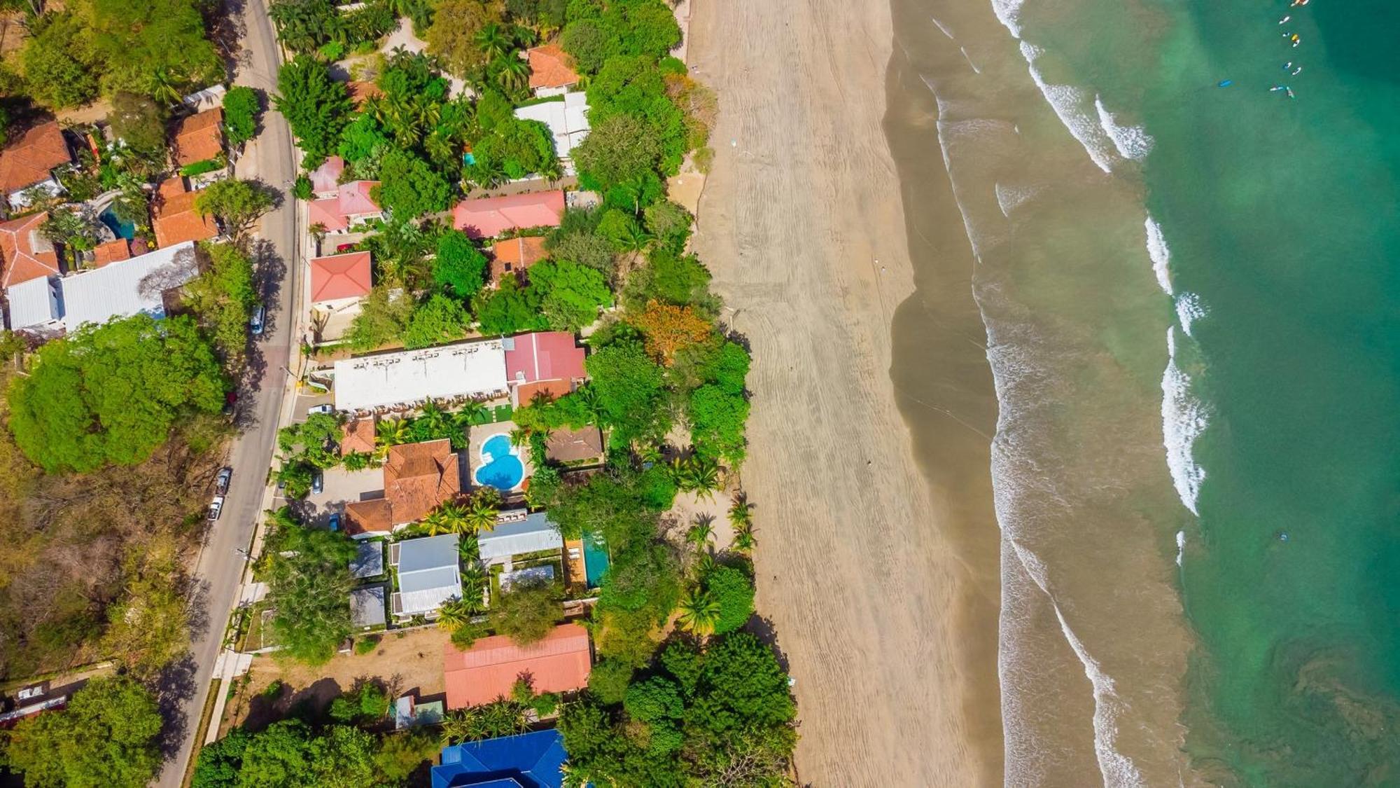 The Coast Beachfront Hotel Тамариндо Екстериор снимка