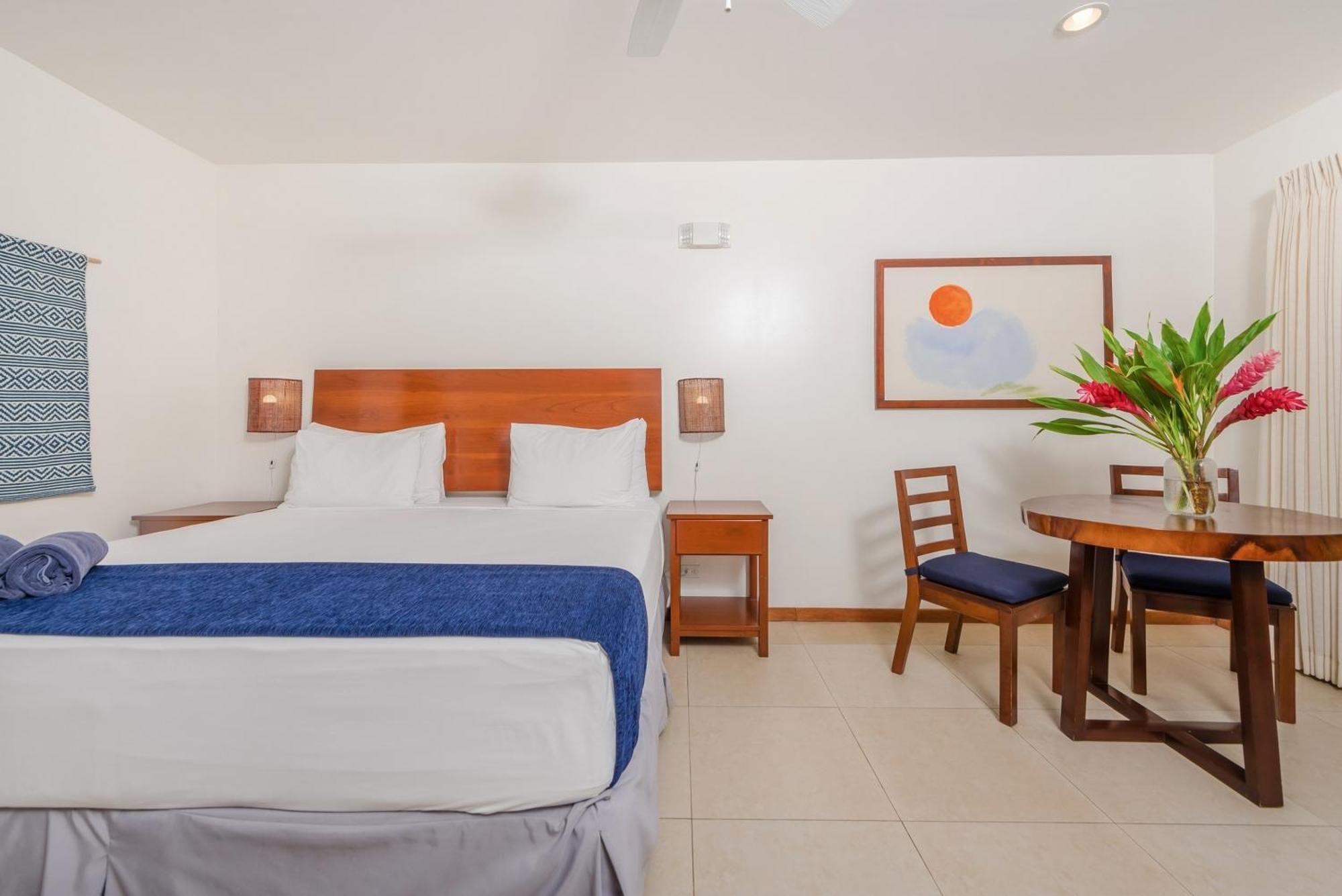 The Coast Beachfront Hotel Тамариндо Стая снимка