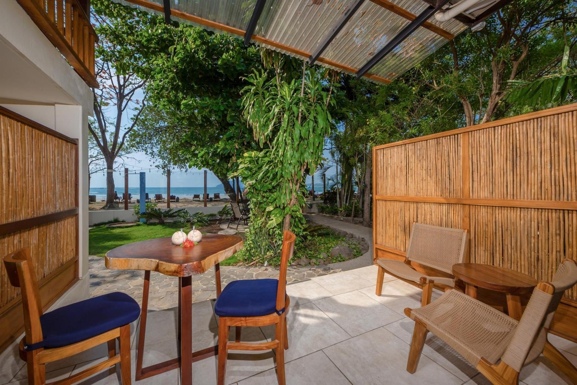 The Coast Beachfront Hotel Тамариндо Стая снимка